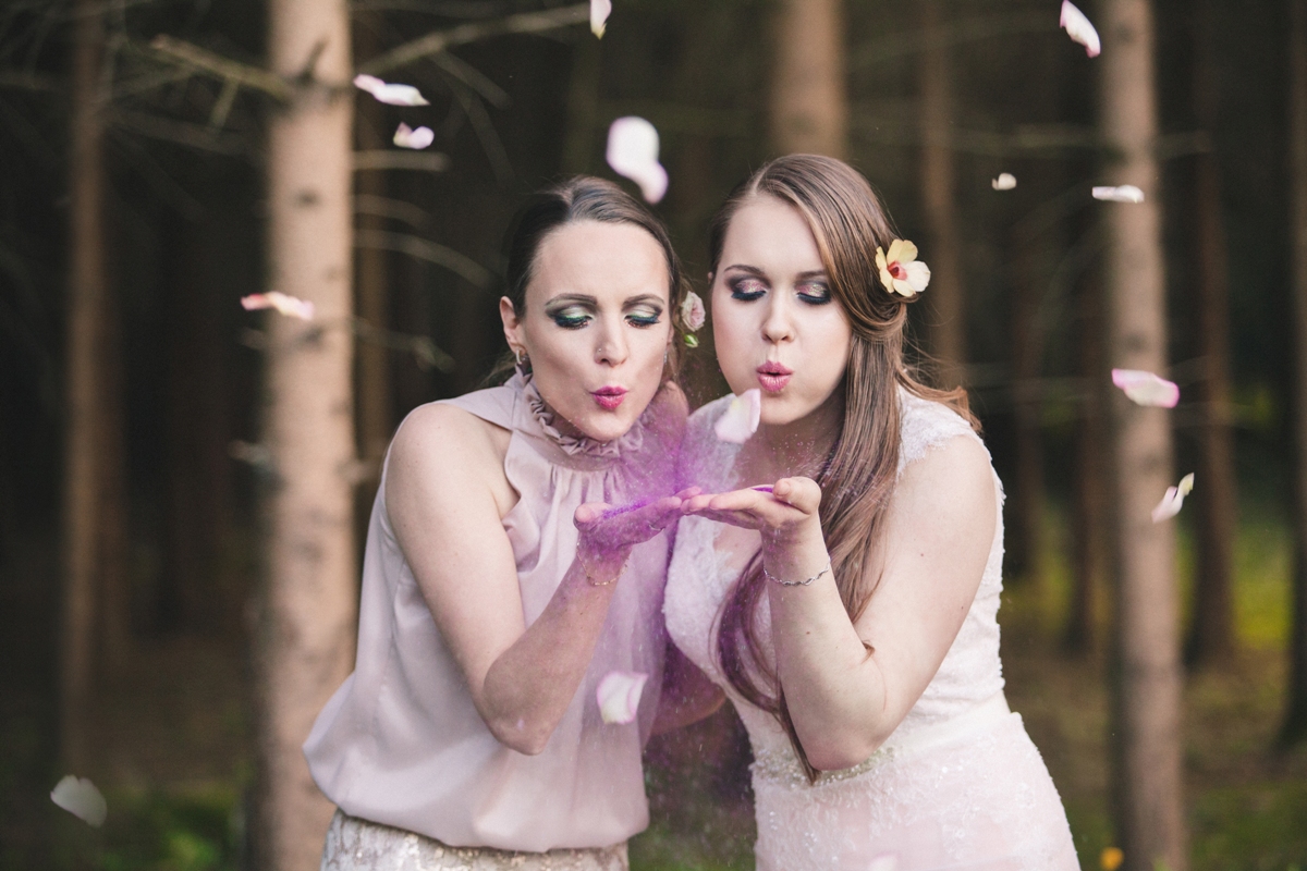 Hochzeitsplanerin Steyr - Braut, Brautjungfer Style Shoot Waldblüten-Zauber